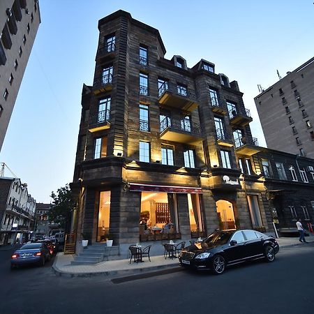 Boulevard Hotel Yerevan Ngoại thất bức ảnh