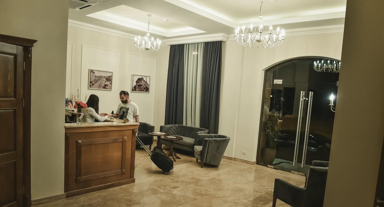 Boulevard Hotel Yerevan Ngoại thất bức ảnh